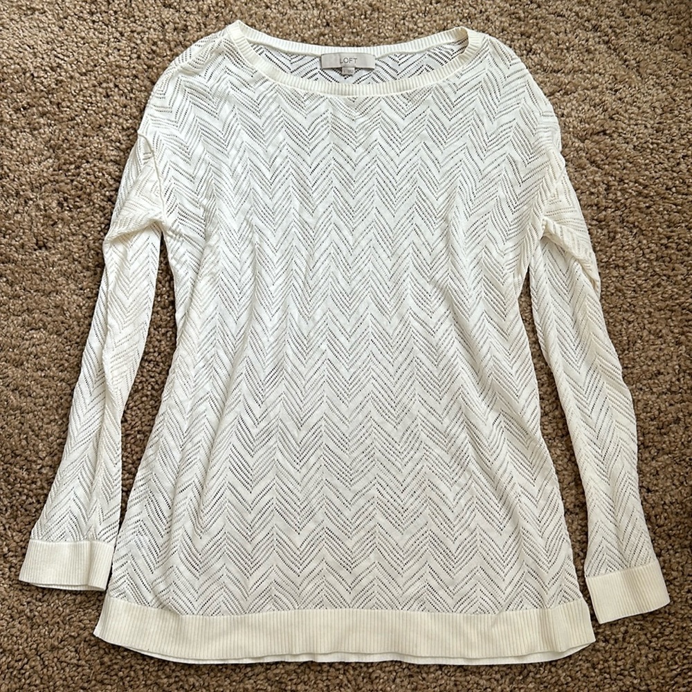 LOFT Cream Chevron Long Sleeve Top